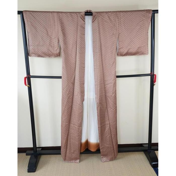 Vintage Kimono – Brown with traditional Japanese asanoha pattern, For Height 155-165cm (maximum height for those who don't require an ohashori)