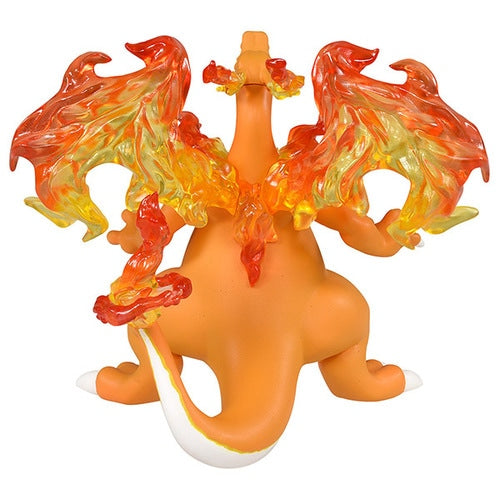 Moncolle Charizard (Kyodai Max form)
