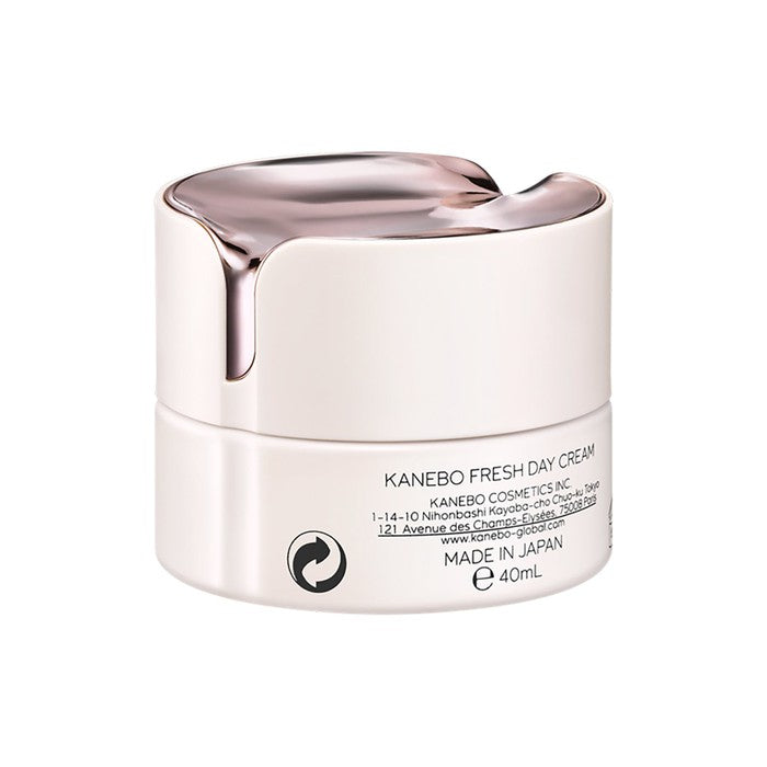Kanebo Fresh Day Cream - Moisturizing Day Cream with UV Protection and Althea Root Extract for Smooth and Firm Skin (SPF15 PA+++) 40ml [Alcohol-free]