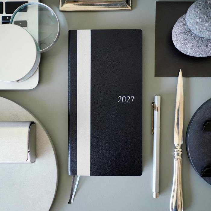 Hobonichi Techo 2027 Weeks English Edition – Weekly Planner, 11 Designs