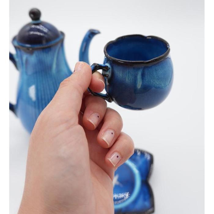 VINTAGE Japanese Blue Ceramic Coffee Set – Cobalt Blue Pot with 5 Cups & Saucers, Kinya Glaze Flower Pattern
