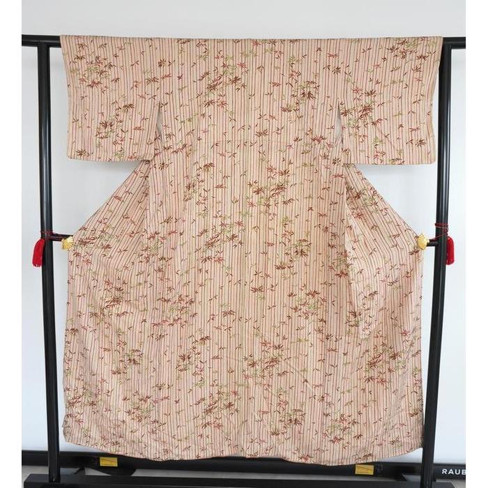 VINTAGE Kimono kosode Pink with Bamboo For Height 150-160cm (maximum height for those who don't require an ohashori)
