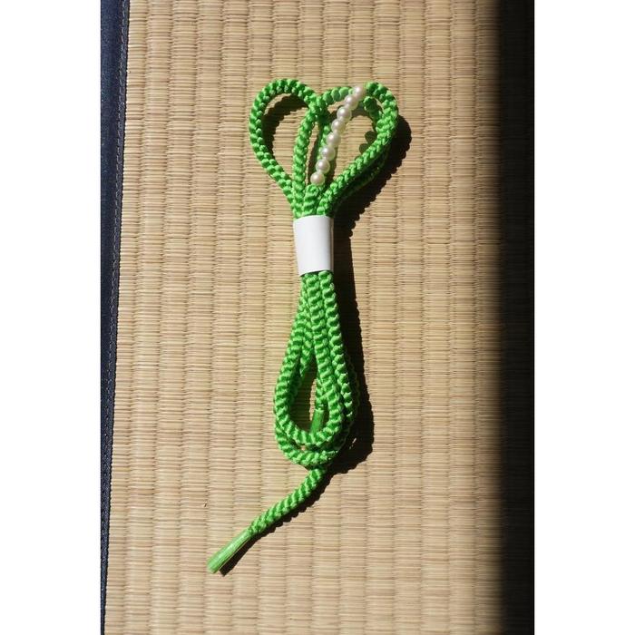 Vintage Obijime Cord – Bright Green with Pearl Accent