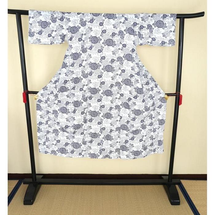 Vintage Women’s Nemaki – Traditional Kanji Print Robe with Belt