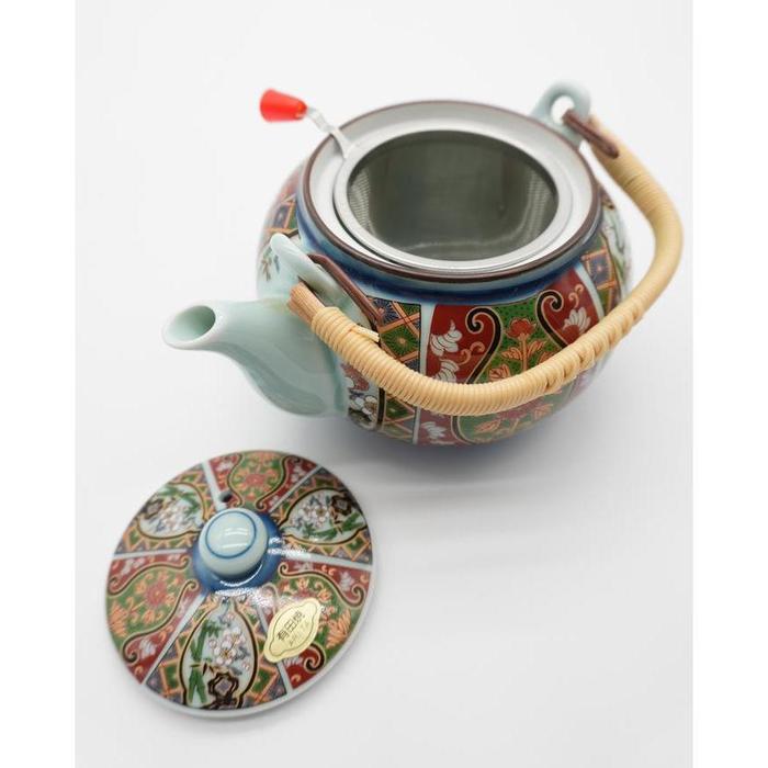 Vintage Japanese Arita-yaki Porcelain Teapot with Strainer – Floral Pattern