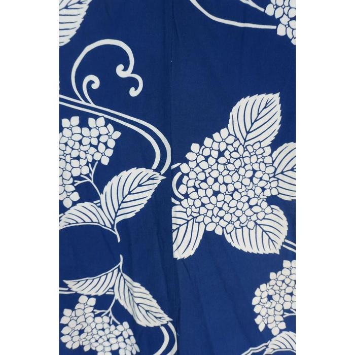 VINTAGE Navy Blue Yukata with White Hydrangea Pattern, For Height 150-160cm (maximum height for those who don't require an ohashori)