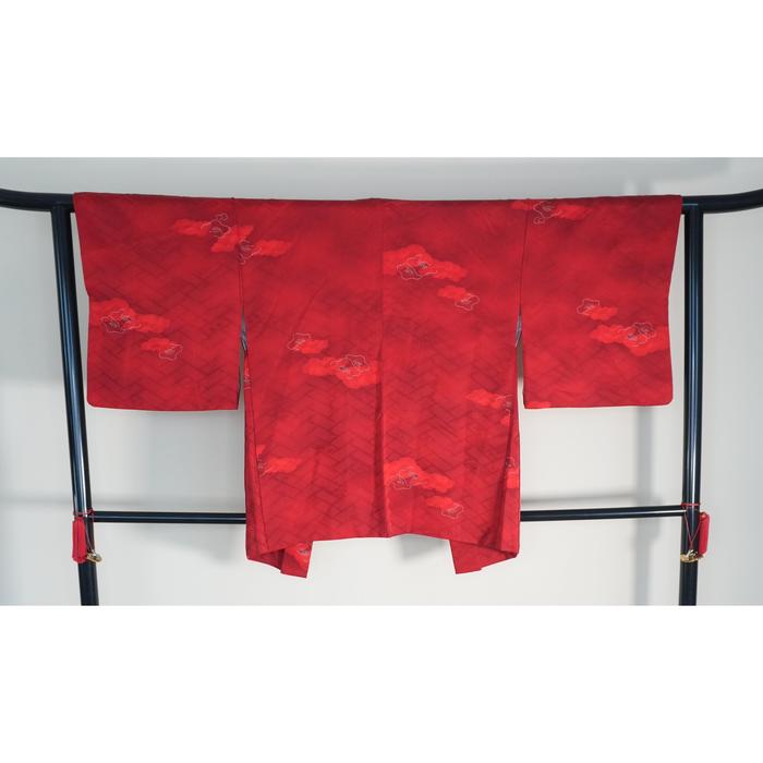 VINTAGE Deep Red Haori with Subtle Geometric and Floral Pattern