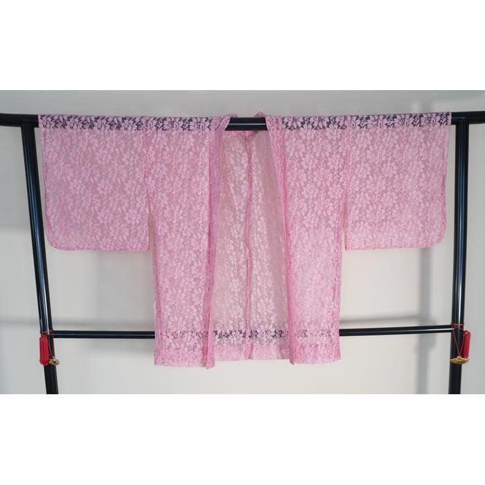 VINTAGE Pink Haori with Delicate Floral Lace Pattern and Subtle Shimmer