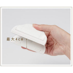 Sunstar Stationery Terasuno Clip with Light – Gentle Hand-Illuminating LED Clip